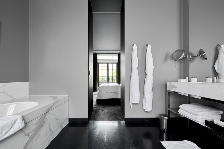Bathroom 2, Hotel Odette en Ville, Bruxelles