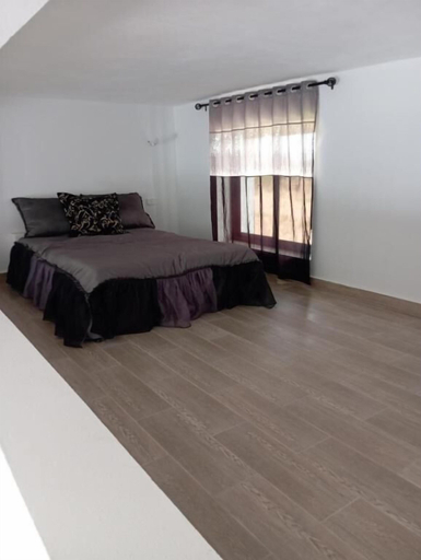 Bedroom 2, Casa Firma, Korba