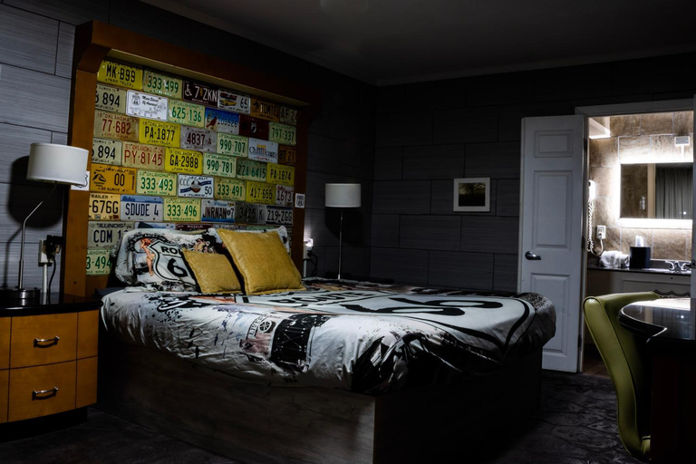 Bedroom 2, Route 66 Hotel, Southern View, Illinois, Sangamon