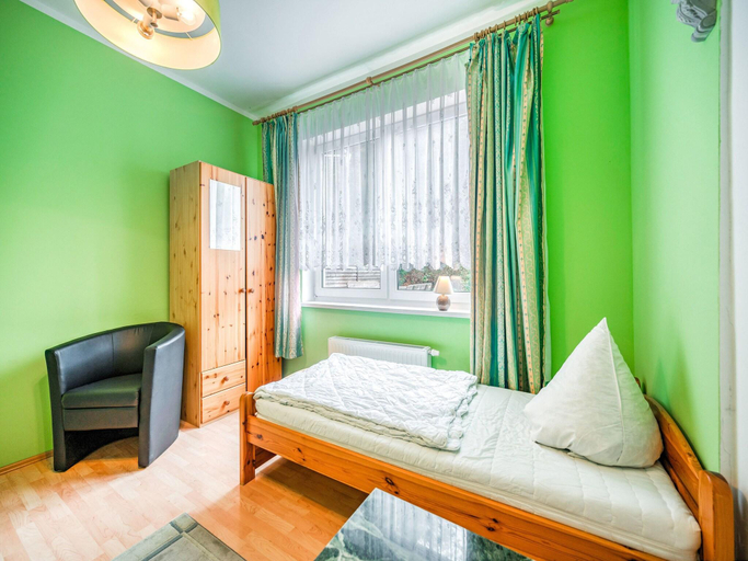 Bedroom 2, Group Stay in Brilon-Wald, Hochsauerlandkreis