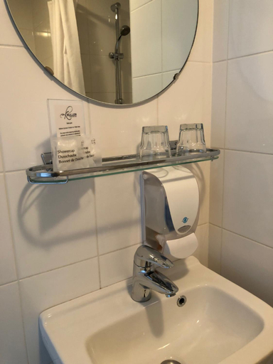 Bathroom 3, 't Witte Hoes, Ede