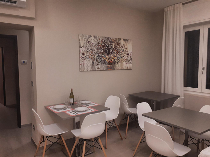 Others 3, Smart Apartment Sei Chiese, Bologna