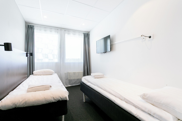 Bedroom 3, ApartDirect Arlandastad, Sigtuna