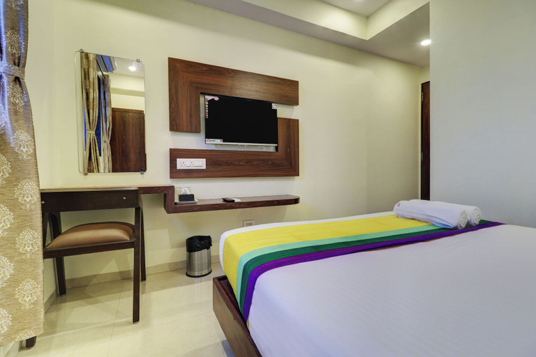 Others 5, Hotel Victoria Park, Mumbai City