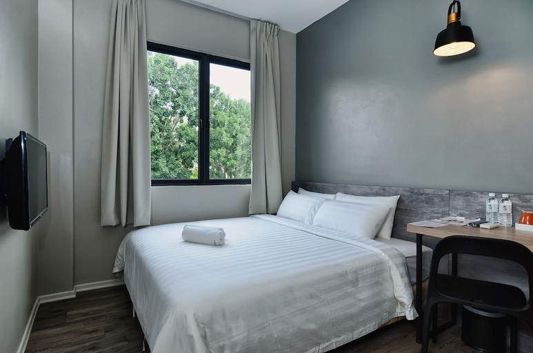 Bedroom 2, Chariton Hotel Alma, Central Seberang Perai