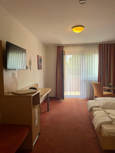 Bedroom 3, Hotel Allee 25, Stuttgart