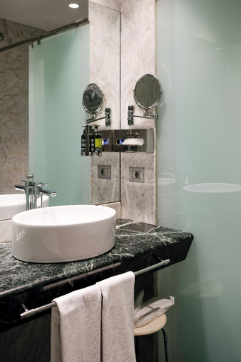 Bathroom 5, Gran Hotel Havana 4Sup by Escampa Hotels, Barcelona