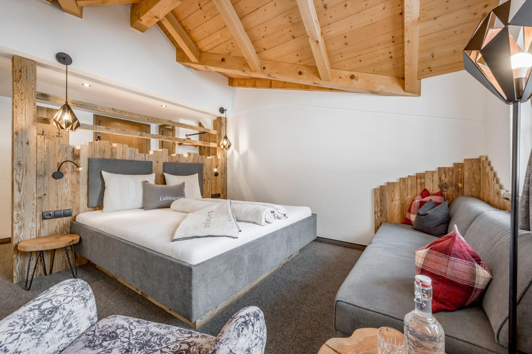 Bedroom, Hotel Jagerhof, Landeck