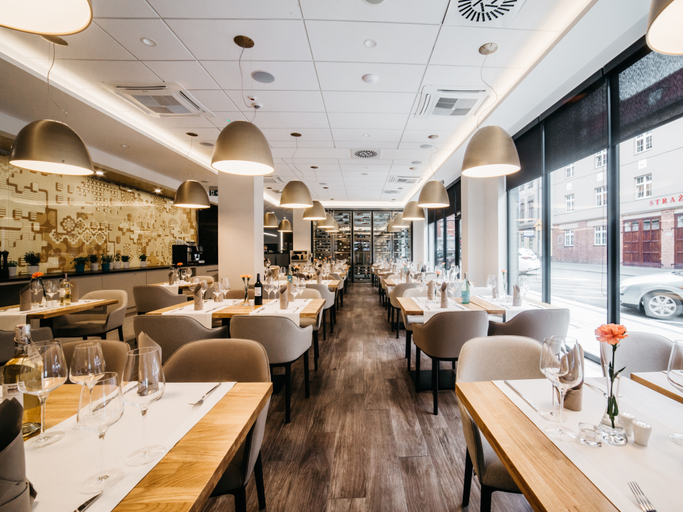 Food & Drinks 5, Q Hotel Plus Katowice, Będzin