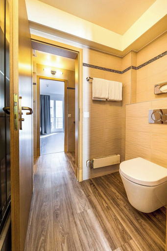 Bathroom 4, Cosy apartment- 1BR-4P- Geneva, Genève