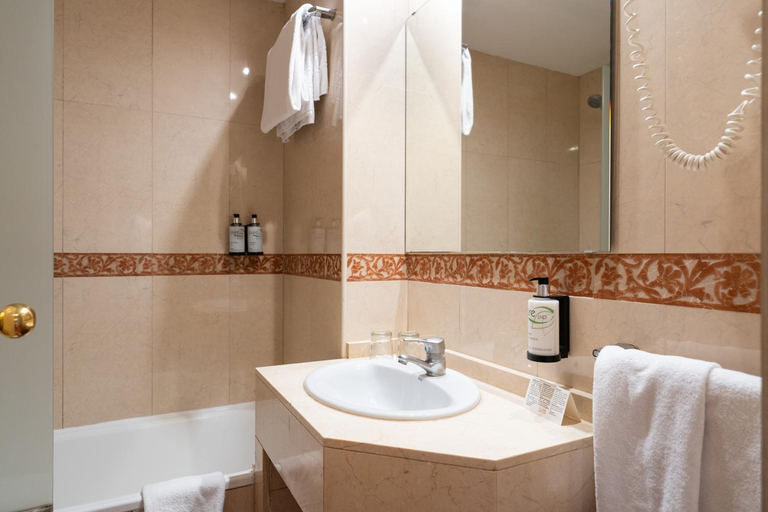 Bathroom 4, Sunotel Junior Hotel, Barcelona