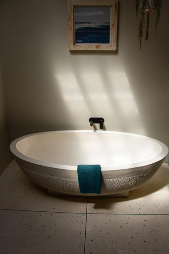 Bathroom 4, Kura Kura House, West Sumbawa