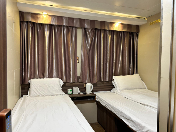Bedroom 14