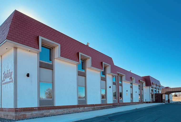 Exterior & Views 2, Red Rock Hotel & Suites, Saint Louis