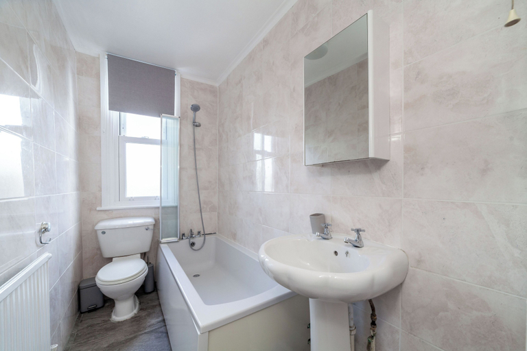 Bathroom 3, The Peckham Luxury Apartment, London