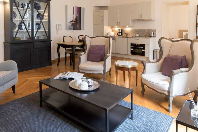 Room 5, Monceau Chic I Charming 1 Bed Apt in the 8th, Paris