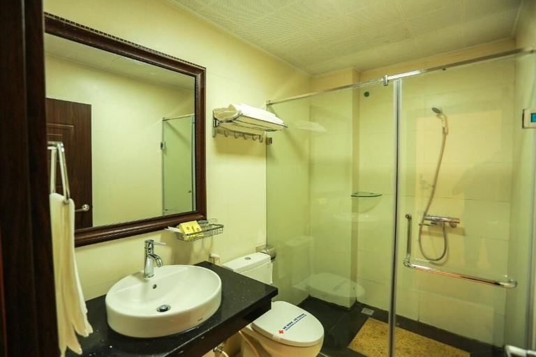 Bathroom 3, Wild Lotus Hotel & Travel 2, Hoàn Kiếm