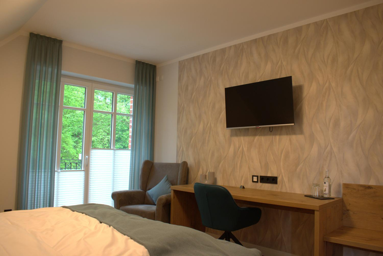 Bedroom 2, DZ/EZ Lodberger Scheunencafe, Cloppenburg