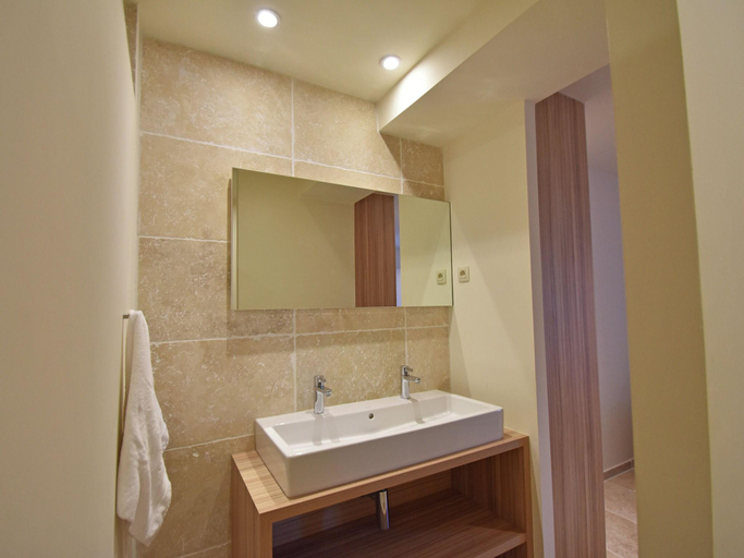 Bathroom, Cozy Escape in Villeseque, Aude