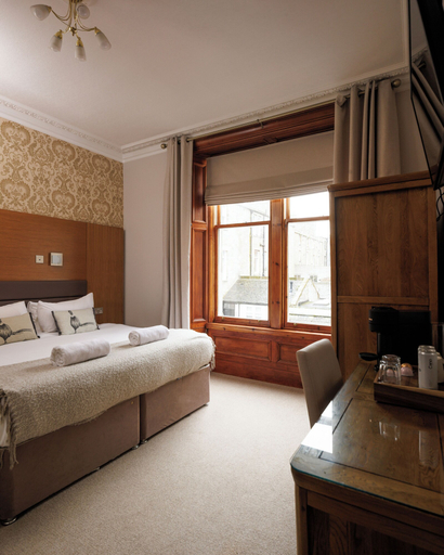 Bedroom 5, Cleveden House by The Dunvegan, Fife