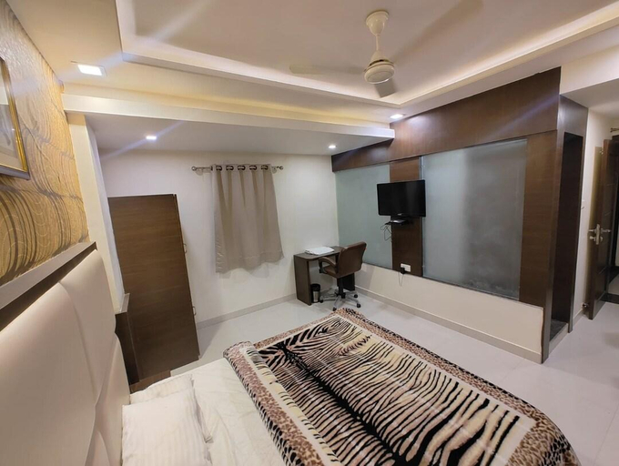 Bedroom 2, Lijoy Hotel & Restra, Bundi