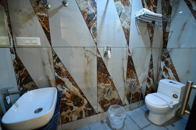 Bathroom 4, Hotel Surya Lodge, Mysore