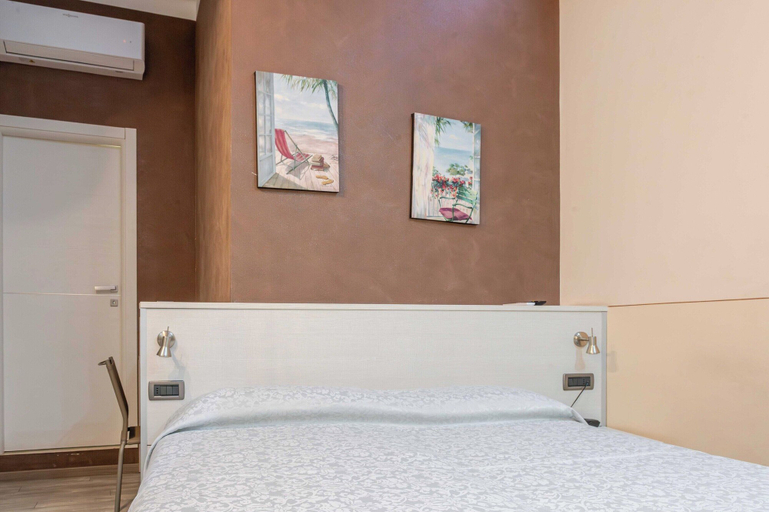 Room 4, Hotel Serenity in Ventimiglia, Imperia