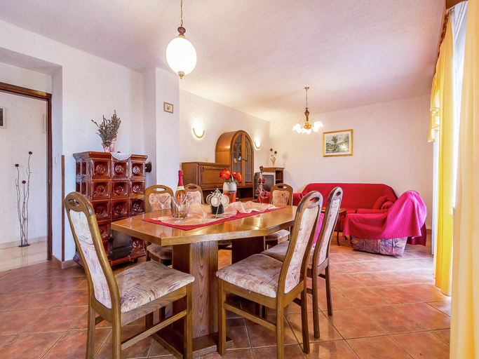 Others 2, Apartment in Gajana with Mini Football Field, Vodnjan