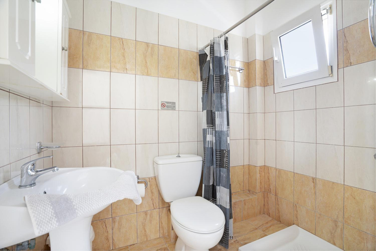 Bathroom 4, Helena Inn Kefalonia, Ionian Islands