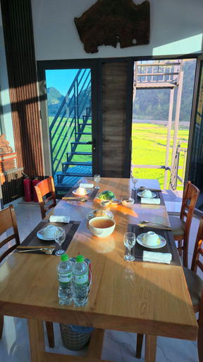 Others 5, New Highland Hotel, Mù Căng Trai