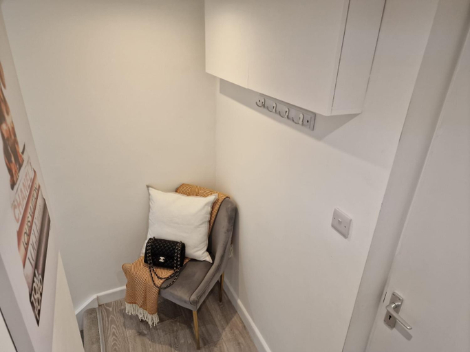 Bedroom, Comfortable City Haven flat, Hertfordshire