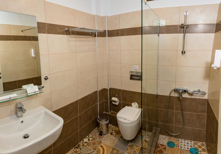 Bathroom 3, Blue Sea Hotel, Epirus