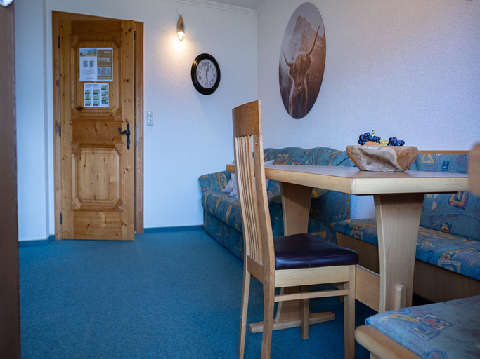 Others 5, Apartment in Hollersbach near Ski Slopes, Zell am See