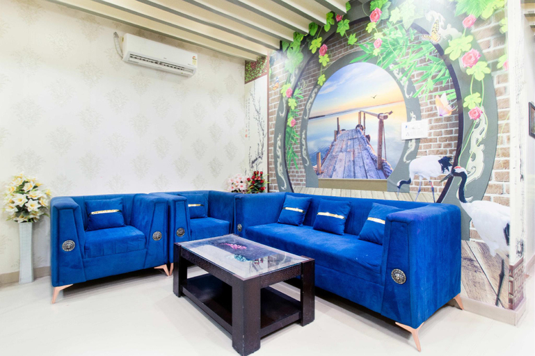 Public Area 3, Treebo Royal Imperial, Bikaner Railway Station, Bikaner