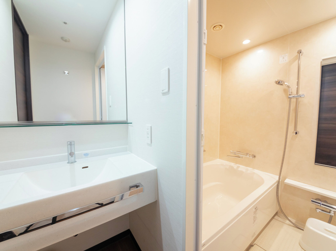 Bathroom 5, Comfort Suites Tokyo Bay, Edogawa