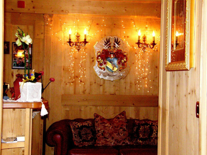 Public Area 2, Hotel Garni Concordia - Dolomites Home, Bolzano