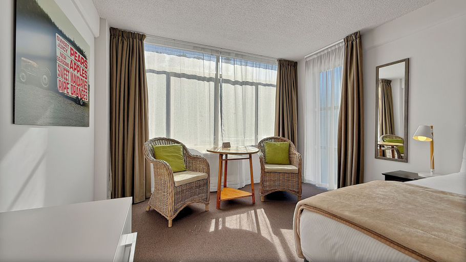 Bedroom 5, Expressotel, Napier