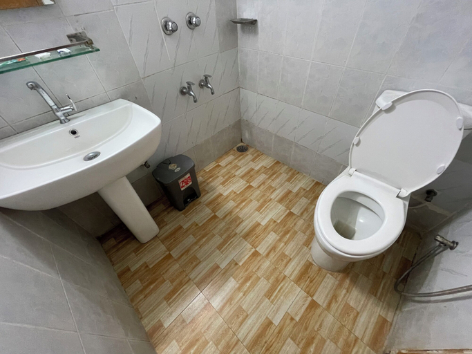 Bathroom 3, Hotel Rosewood Uttara, Dhaka