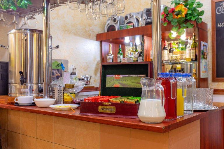 Food & Drinks 4, Elizar hotel, Sankt-Peterburg gorsovet