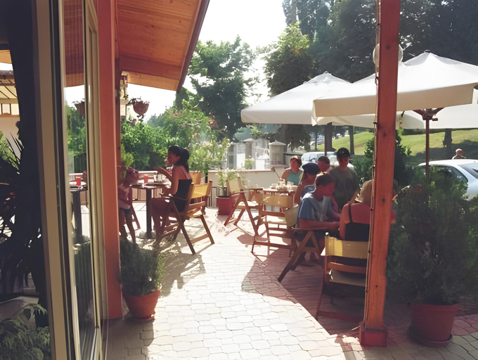 Food & Drinks 3, Семеен Хотел "Sirena", Balchik