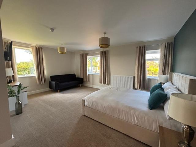 Bedroom 2, East Halton Hotel, North Lincolnshire