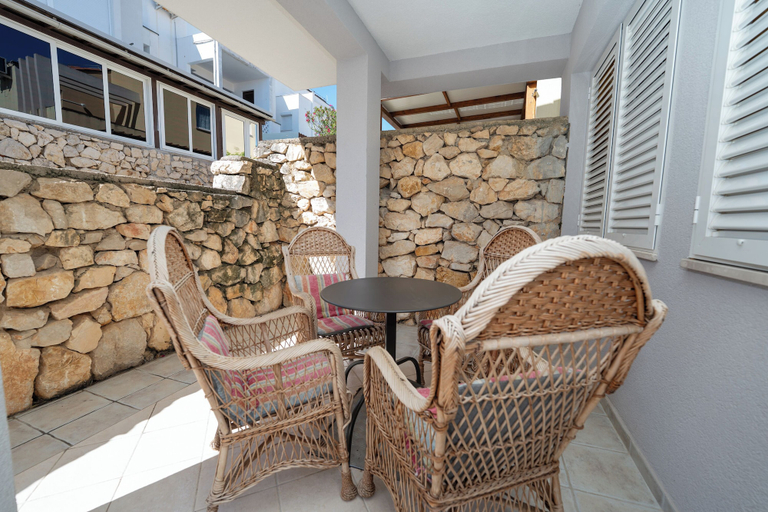 Others 3, Apartments Adela III, Novalja