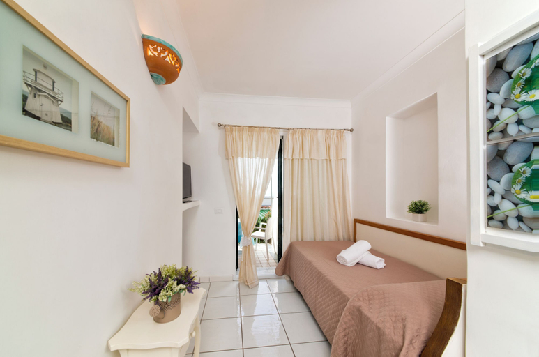 Bedroom 2, Hotel Villa Melodie - Adults Only, Napoli