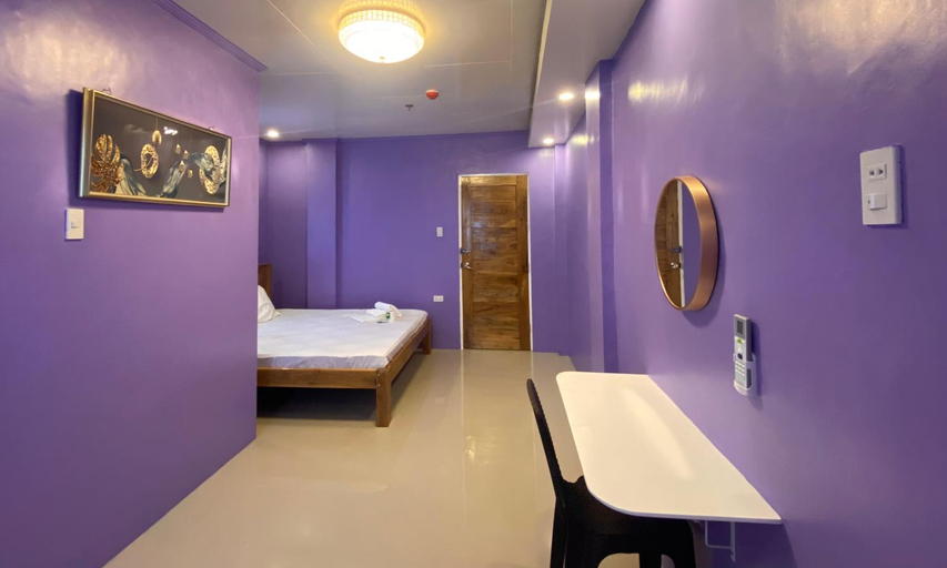 Bedroom 2, Drossgold Pension House, Tubigon