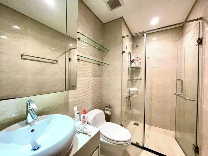 Bathroom, Vinhomes Grand Park Luxury Apartments, District 9