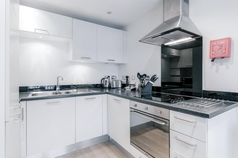 Others 4, Roomspace Serviced Apartments - Capitol Square, Surrey