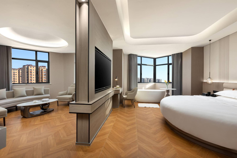 Bedroom 4, Ramada by Wyndham Urumqi Midong, Changji Hui
