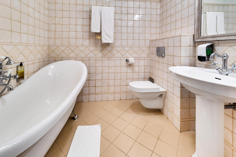 Bathroom 2, Hotel Pan Tadeusz, Legionowo