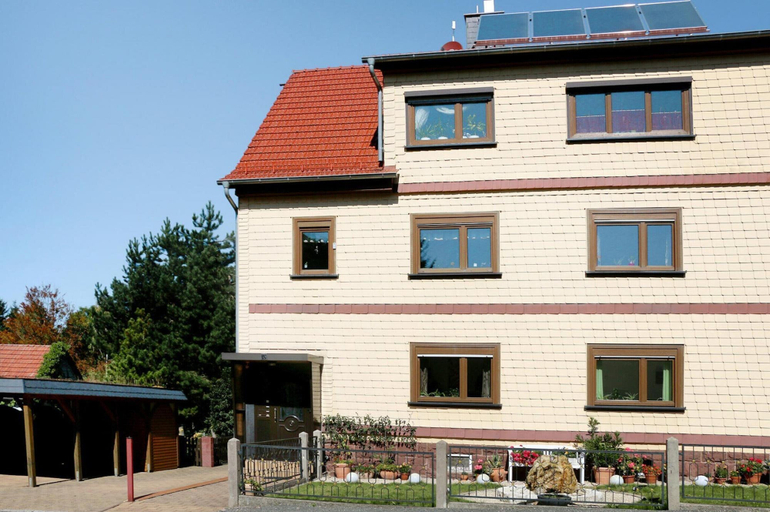 Primary image