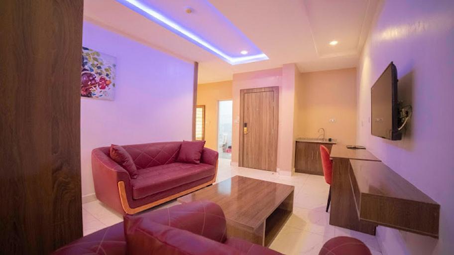 Others 5, the seasons apartments, AbujaMun